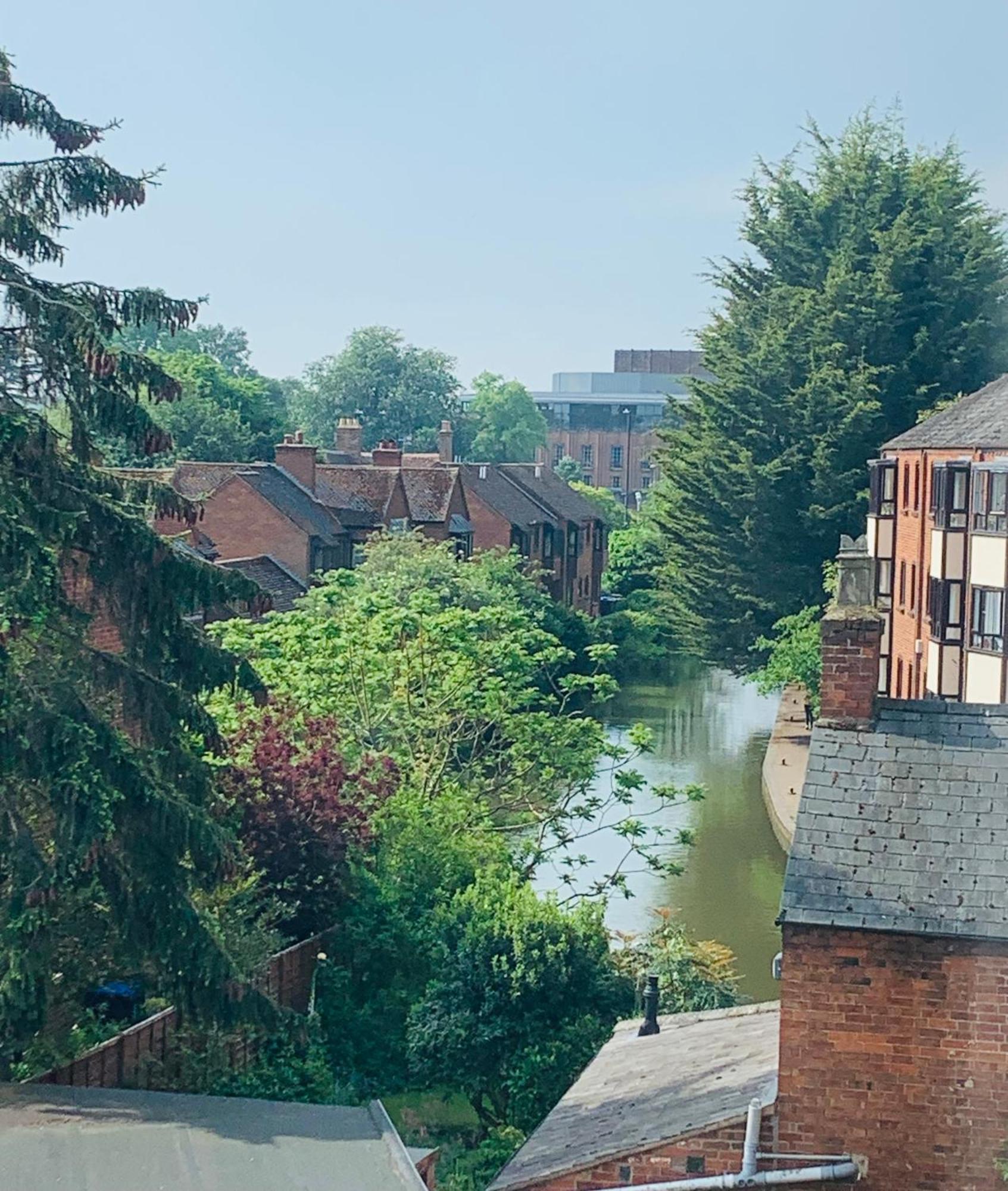 Stratford Upon Avon: 2 Bed Town Centre Apartment, Parking For One Car Dış mekan fotoğraf